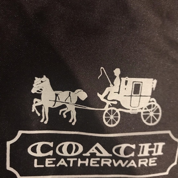 Authentic Coach shoulder bag - Picture 5 of 8